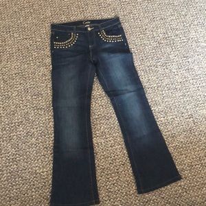 Cache jeans